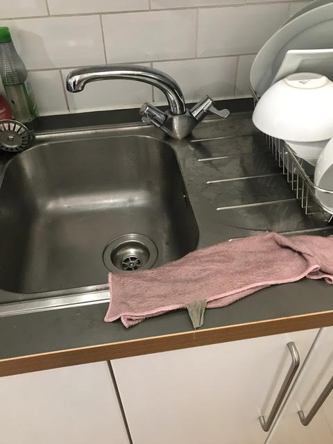 Blocked Sink Investigation and Repair in Hoxton